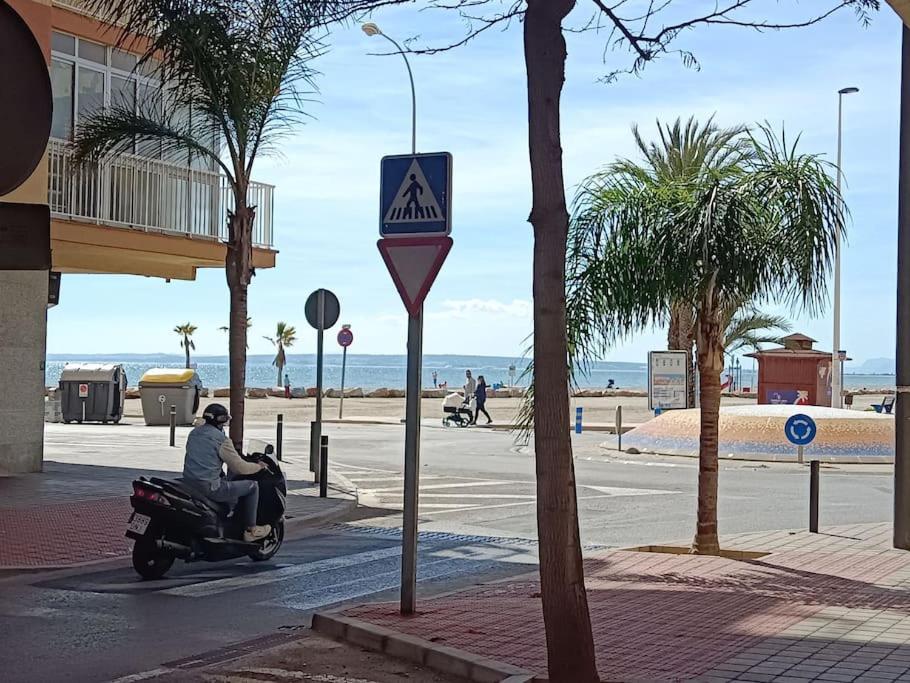 サンタ・ポラAl Lado De Barcos Y Gran Playa.アパートメント エクステリア 写真